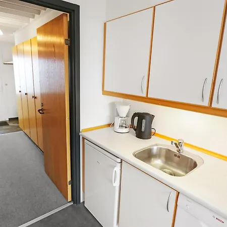 Leilighet Paen Beliggende Pa 1 Sal Sj3215 Henne Strand