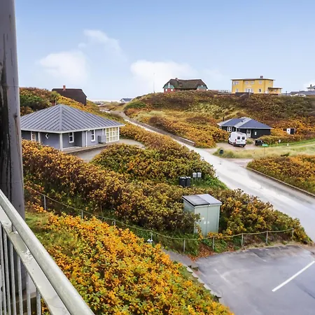 Paen Beliggende Pa 1 Sal Sj3215 Apartman Henne Strand